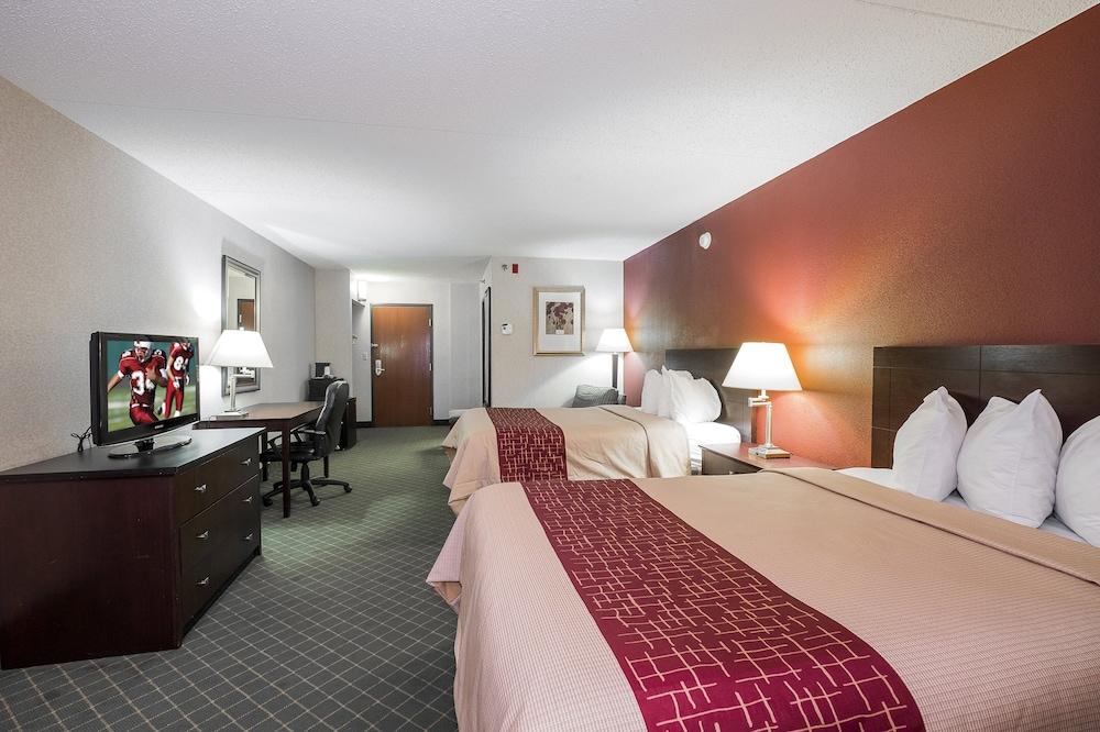 Red Roof Inn Hartford- New Britain Exterior foto