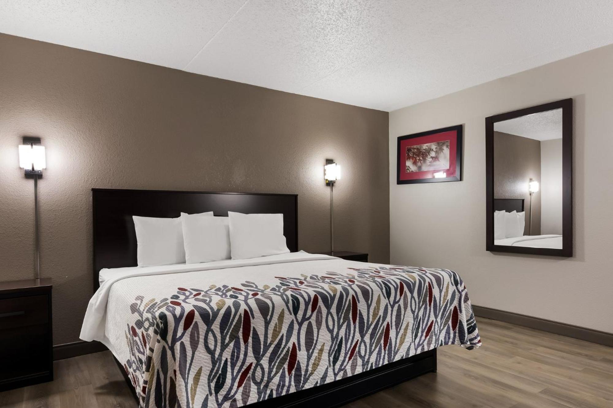 Red Roof Inn Hartford- New Britain Exterior foto