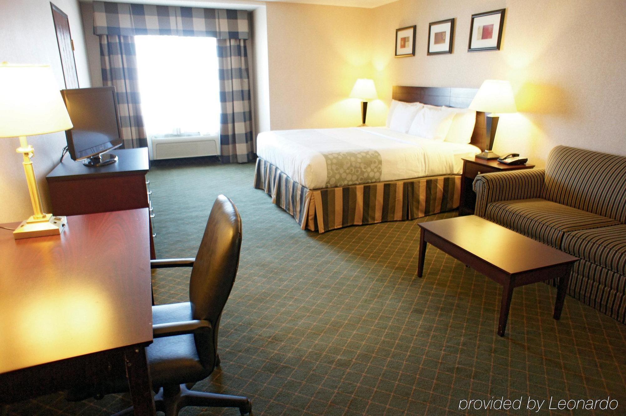 Red Roof Inn Hartford- New Britain Exterior foto